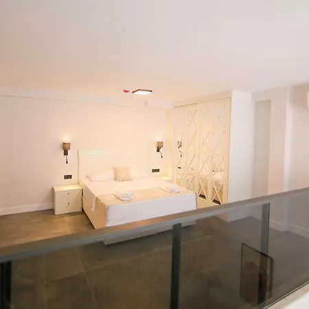 Krem Marin Hotel Çeşme