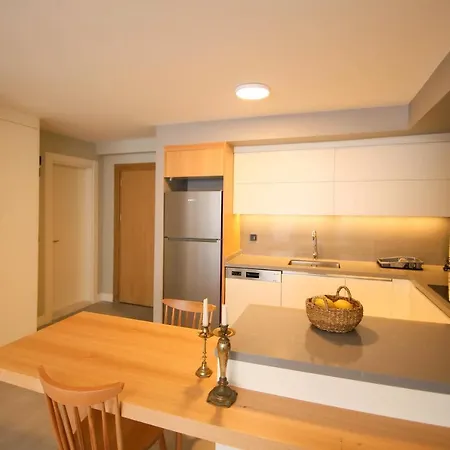 Krem Marin Szálloda *