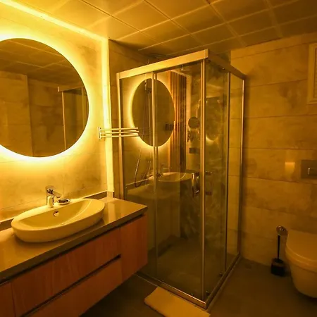 Krem Marin Szálloda *