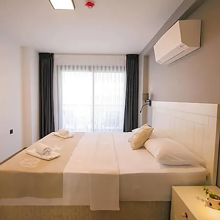 Hotel Krem Marin *