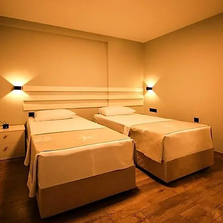 Krem Marin Hotel *