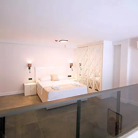 Hotel Krem Marin Çeşme